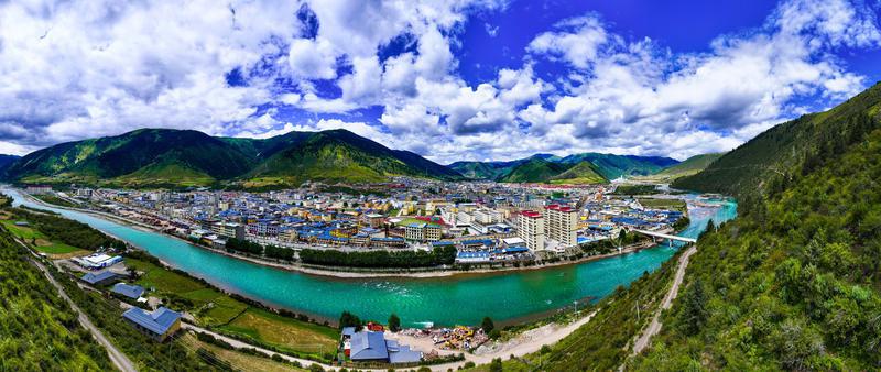 甲子巨變迎大慶 振興奮進新時代